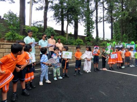 Plantation Nature walk Pre primary students parents NHVPS RR nagar branch 6